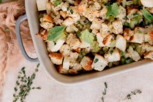 baked traditional bread stuffing
