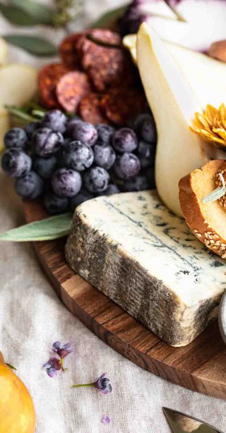 thanksgiving charcuterie board 7