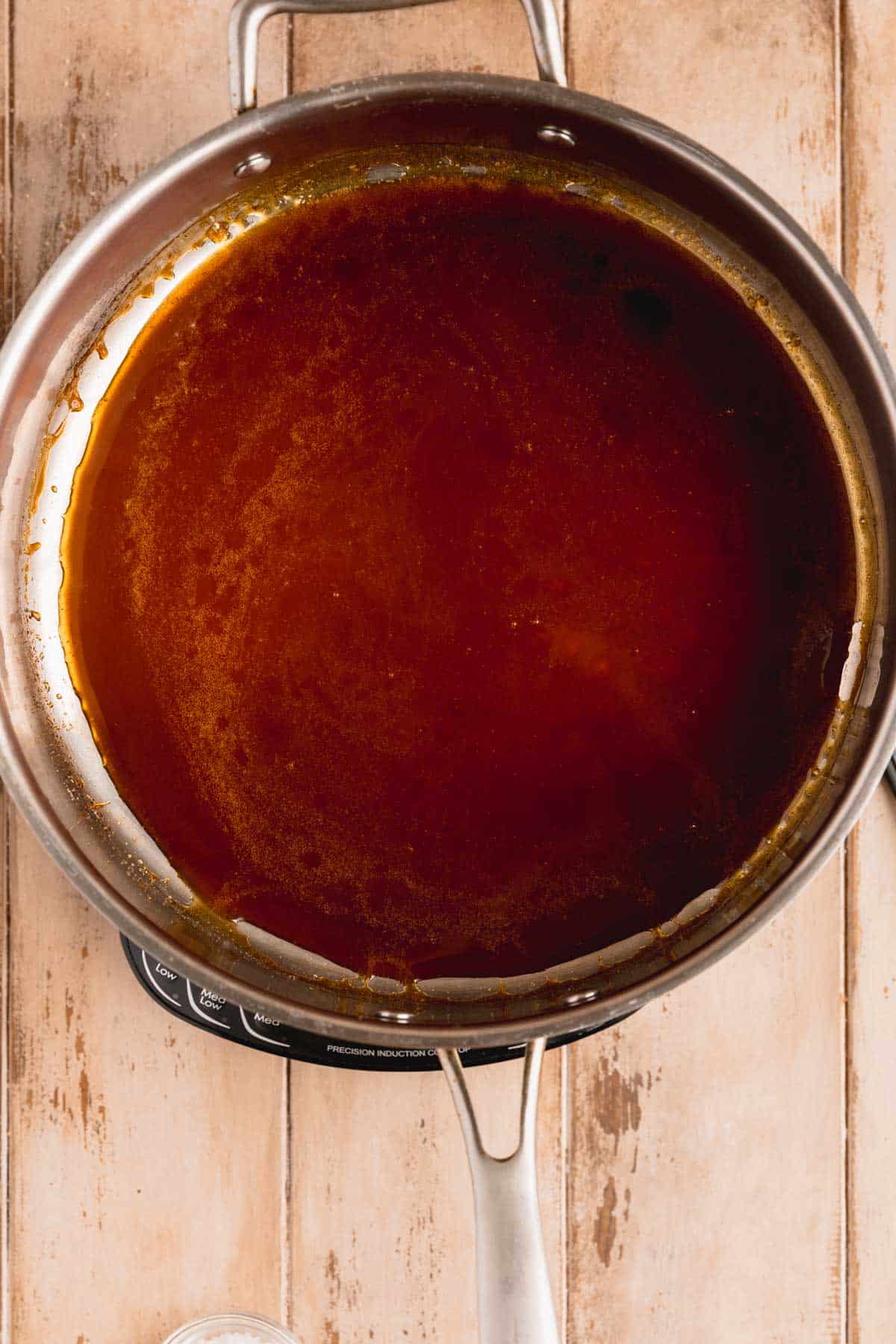 Melted sugar in a pan.